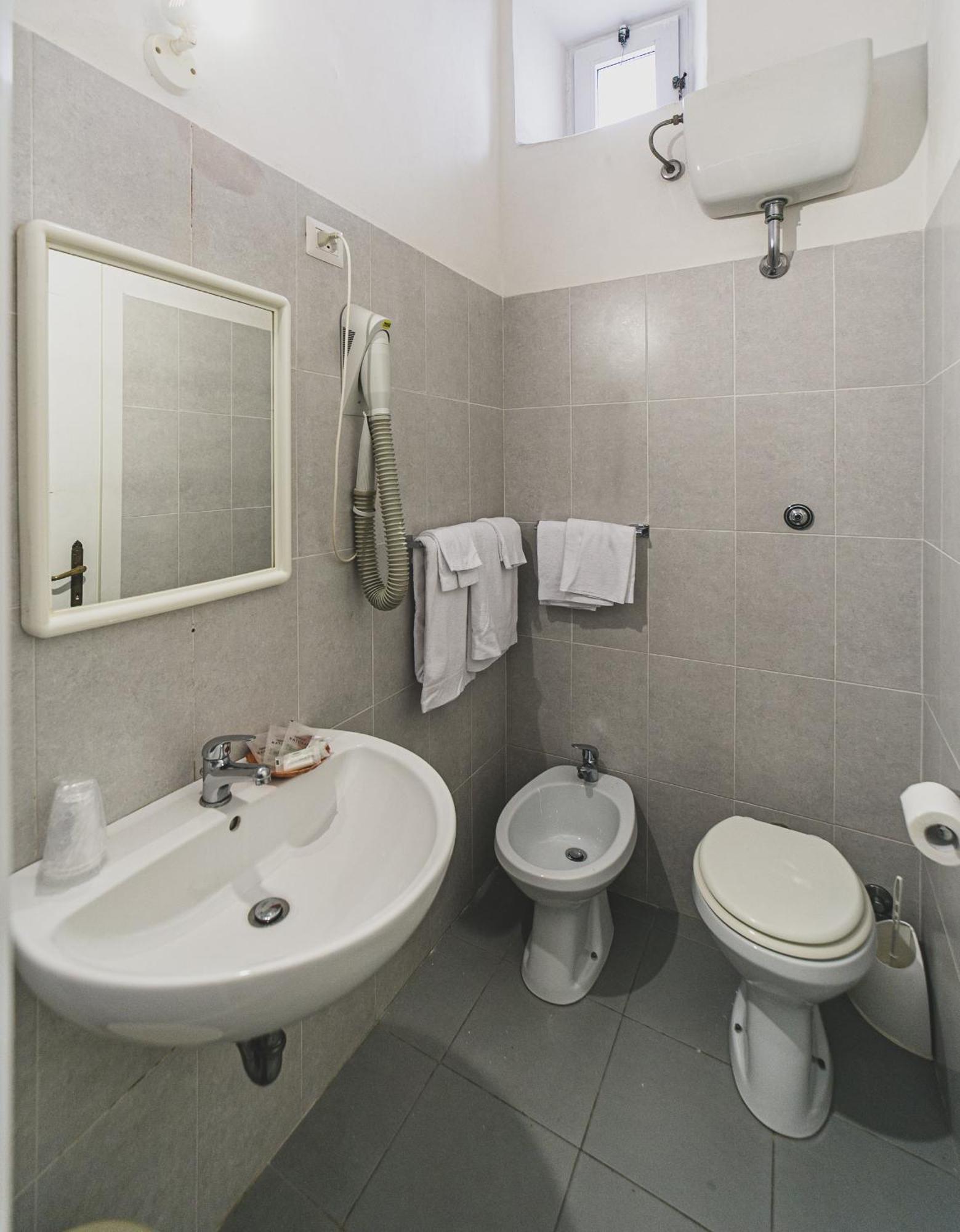Hotel Alfiero Porto Santo Stefano  Room photo